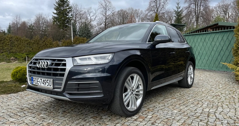 Audi Q5 cena 124900 przebieg: 74000, rok produkcji 2018 z Dębica małe 326